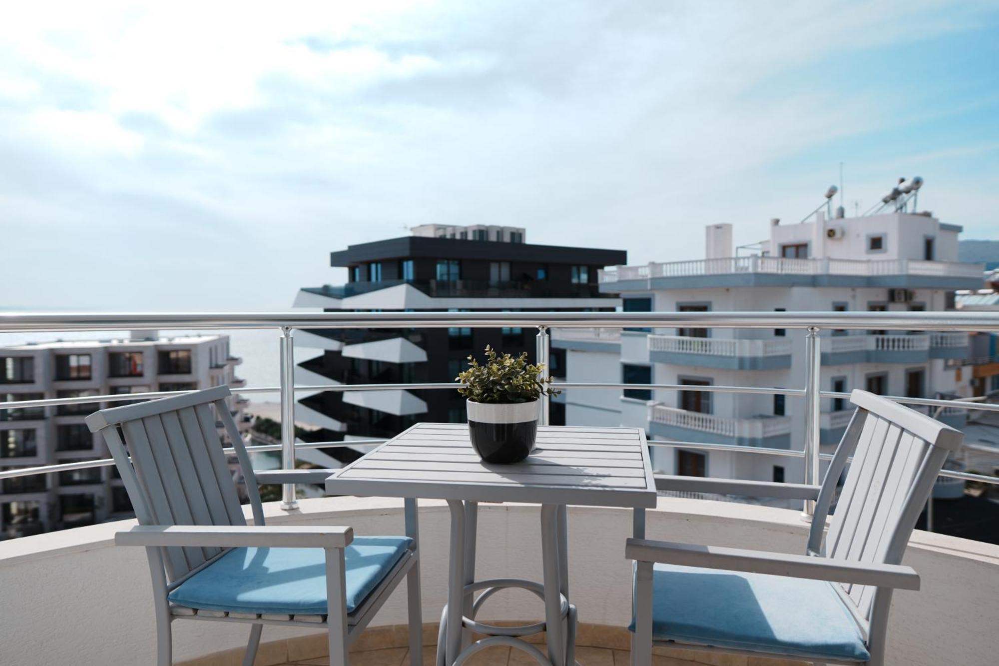 Blue Sky Hotel 4*