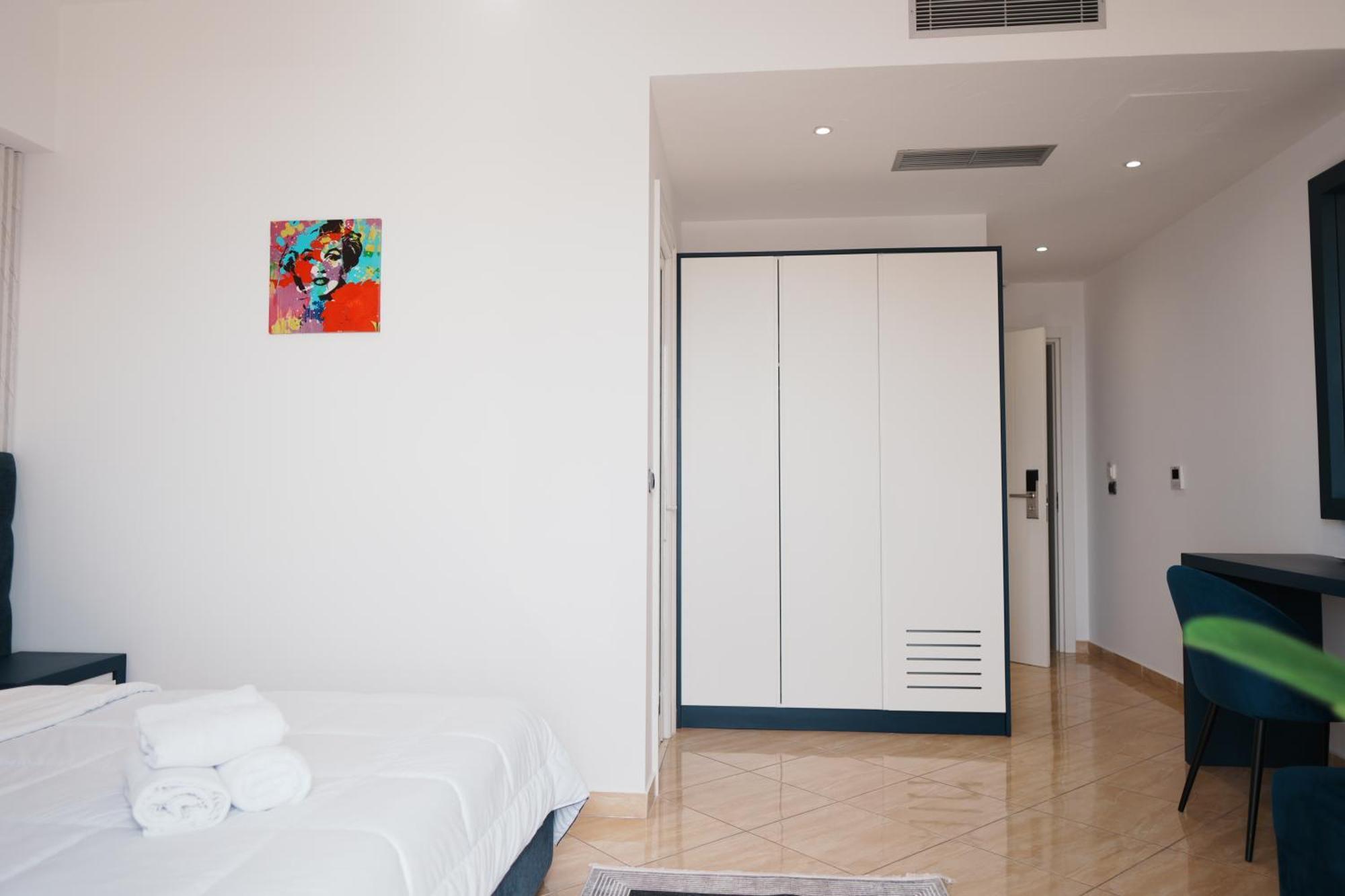 Blue Sky Hotel 4*