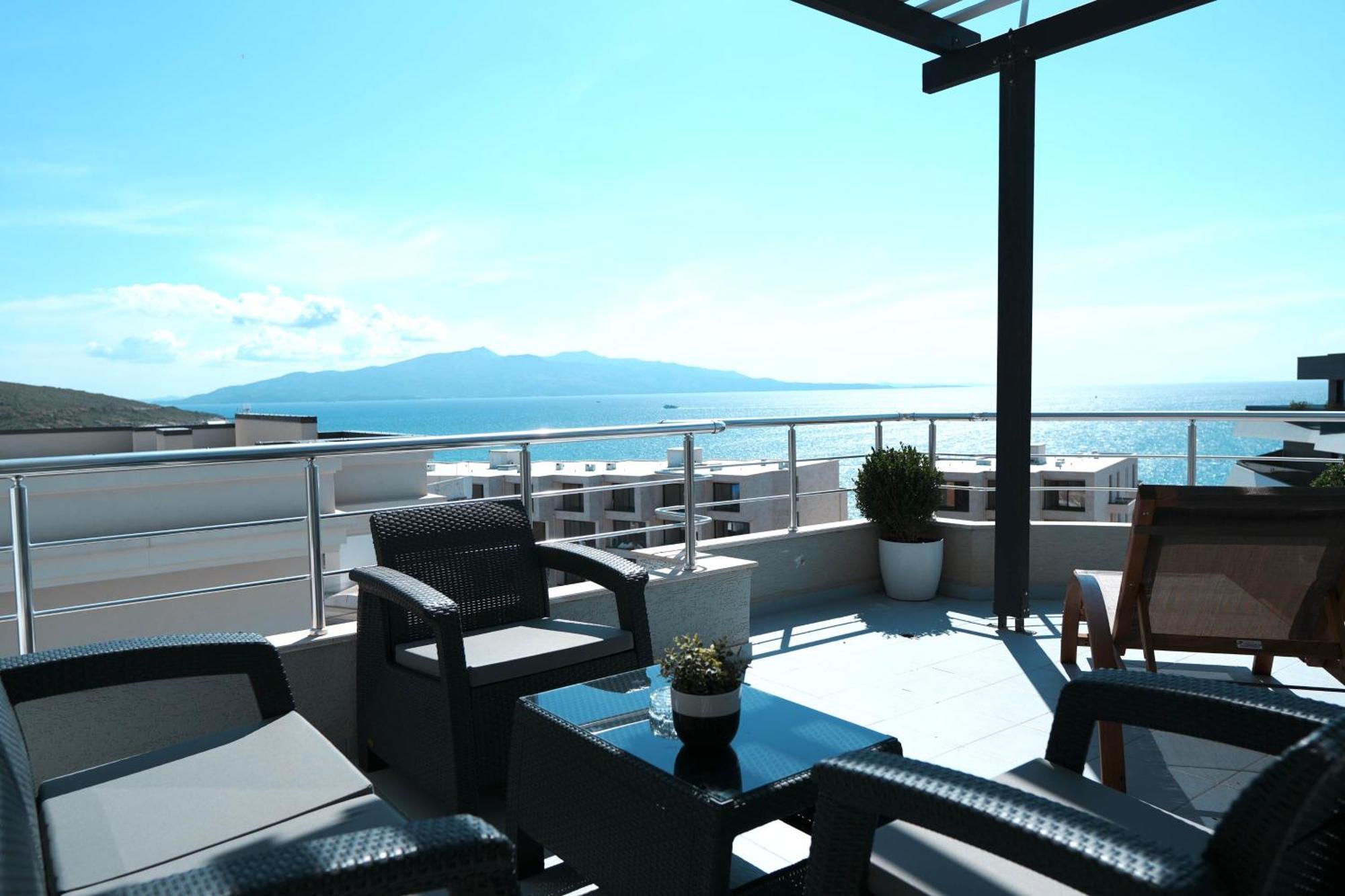 Blue Sky 4*