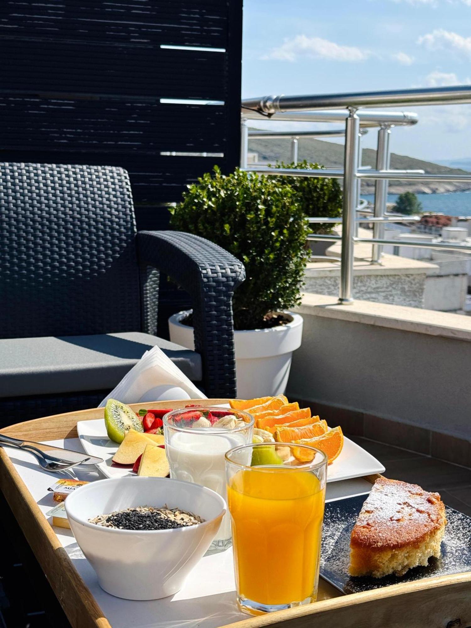 Blue Sky Hotel Sarandë