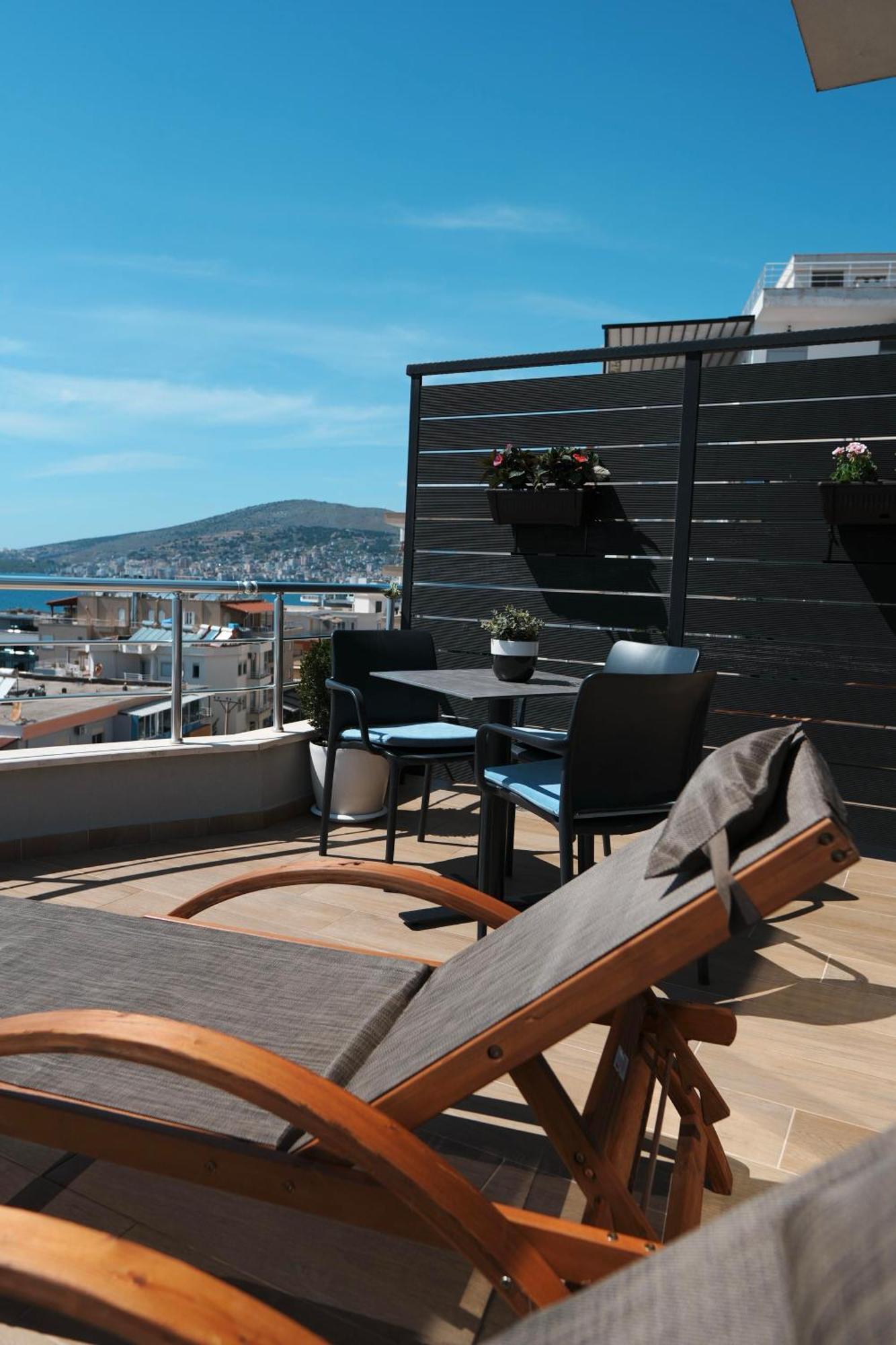 Blue Sky Sarandë